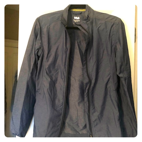 janji running jacket
